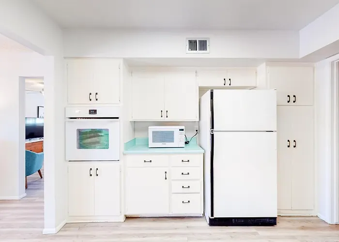 Holiday home Charming Retro Gem